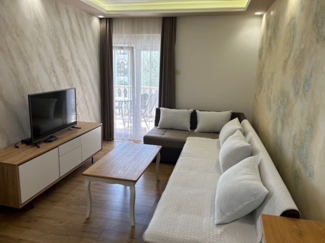 na-prodej-apartman-s-2-loznicemi-przno-cerna-hora