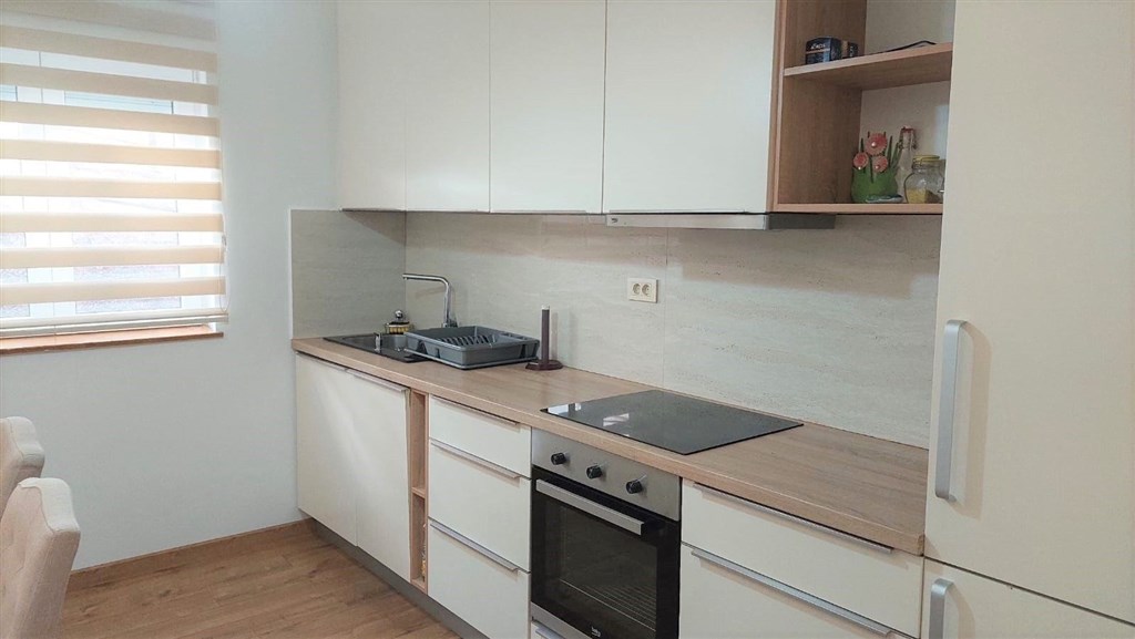 na-prodej-apartman-s-2-loznicemi-przno-cerna-hora