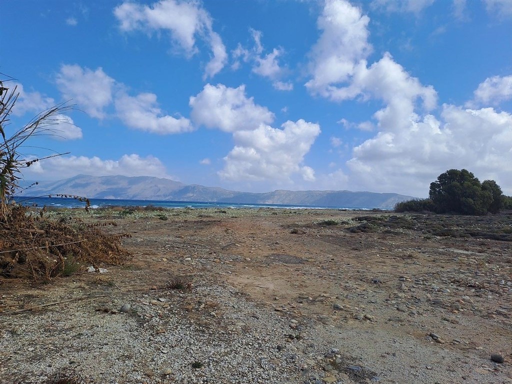 na-prodej-stavebni-pozemek-primo-u-plaze-kreta-recko