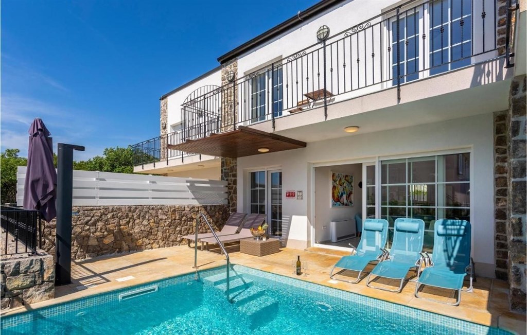 na-prodej-moderni-vila-s-bazenem-krk-chorvatsko