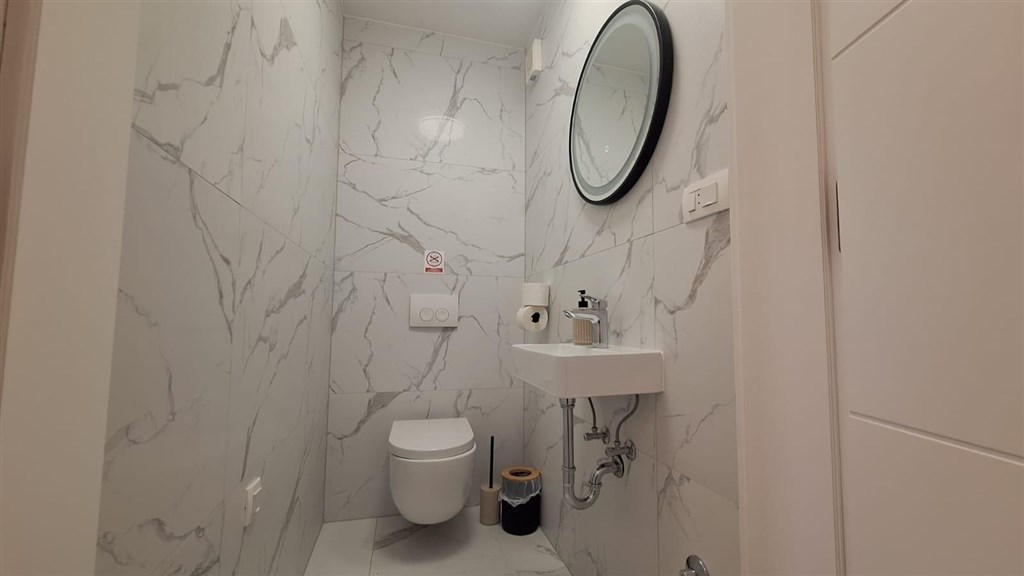 na-prodej-luxusni-apartman-s-vlastnim-bazenem-krk-chorvatsko