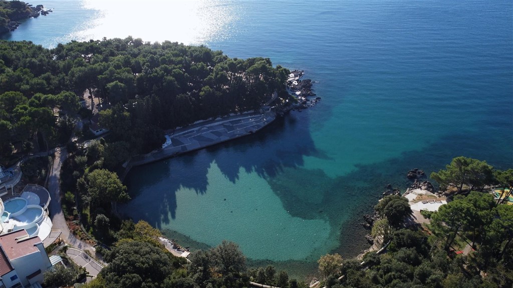 na-prodej-dum-se-3-byty-blizko-more-a-plaze-krk-chorvatsko