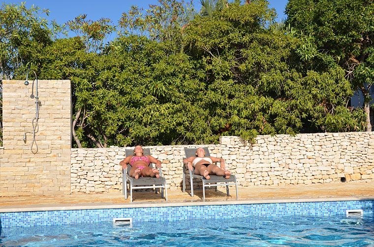 na-prodej-dum-se-3-apartmany-v-blizkosti-more-sutivan-ostrov-brac-chorvatsko