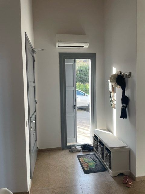 na-prodej-velkolepa-vila-s-vyhledem-na-zaliv-mirabello-kreta-recko