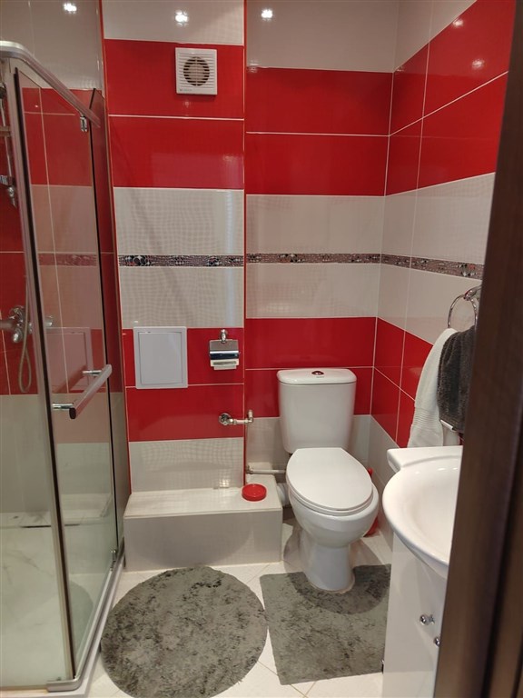 na-prodej-prostorny-apartman-v-1-rade-od-more-slunecne-pobrezi-bulharsko