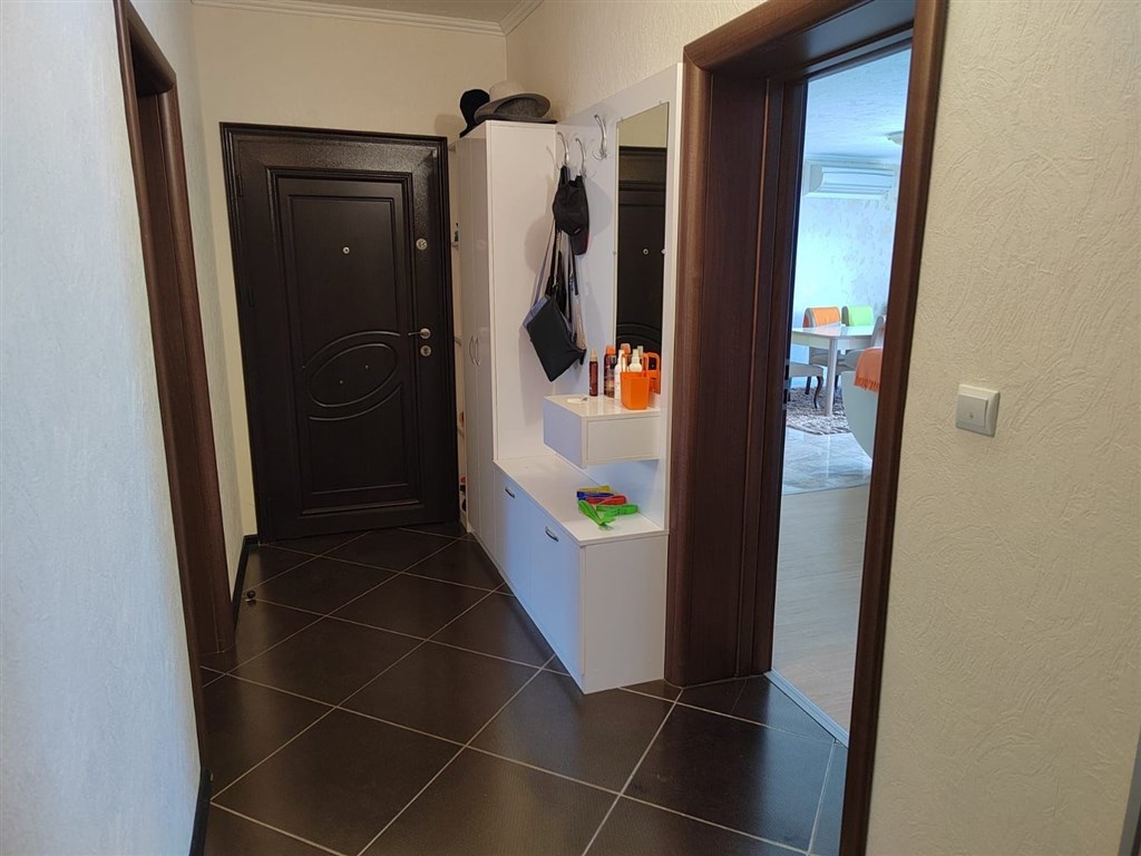 na-prodej-prostorny-apartman-v-1-rade-od-more-slunecne-pobrezi-bulharsko