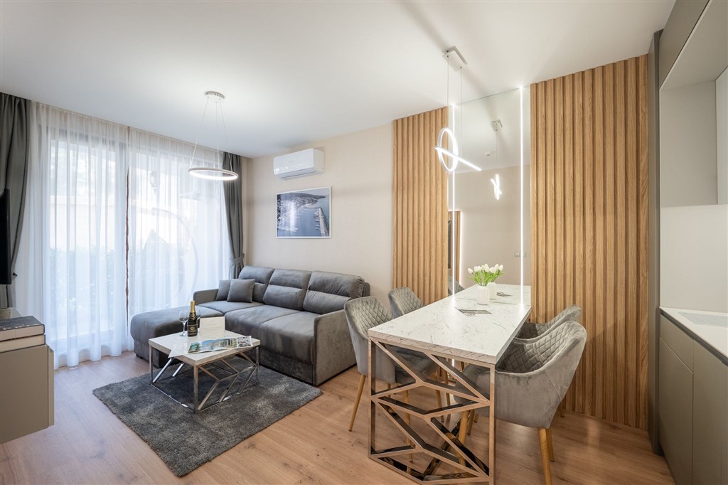 na-prodej-utulny-apartman-v-peknem-komplexu-s-bazeny-slunecne-pobrezi-bulharsko