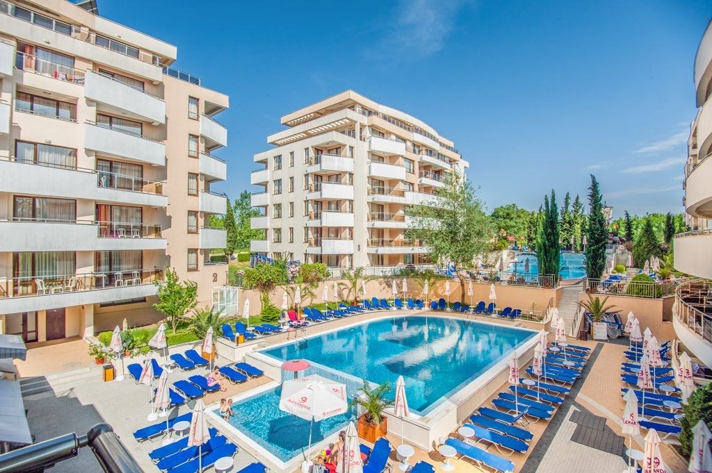 na-prodej-pekny-apartman-na-atraktivnim-miste-par-kroku-od-more-carevo-bulharsko
