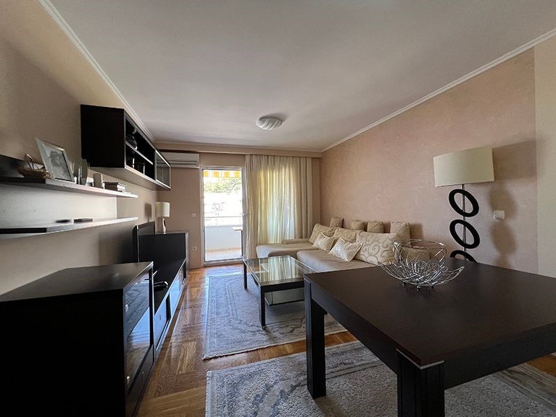 na-prodej-zarizeny-apartman-s-vyhledem-na-more-makarska-chorvatsko