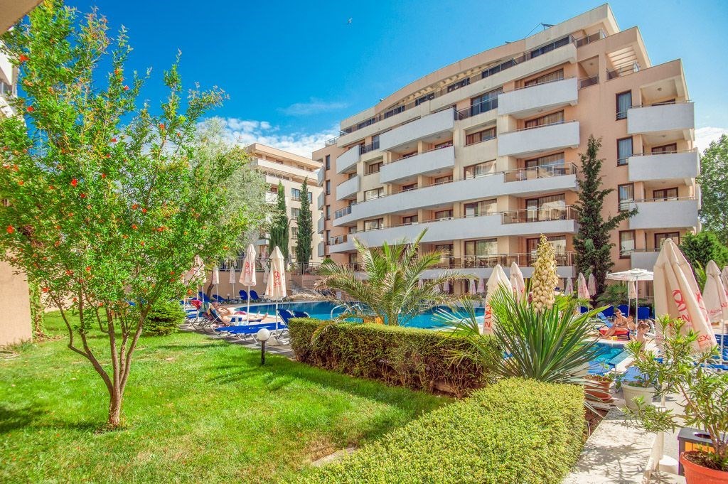 na-prodej-pekny-apartman-par-kroku-od-more-a-plaze-carevo-bulharsko