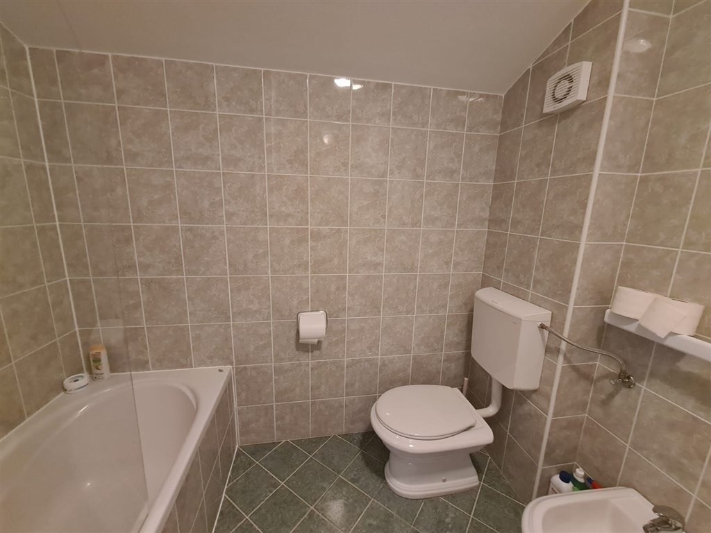 na-prodej-apartman-se-2-loznicemi-v-pula-stinjan-istrie-chorvatsko