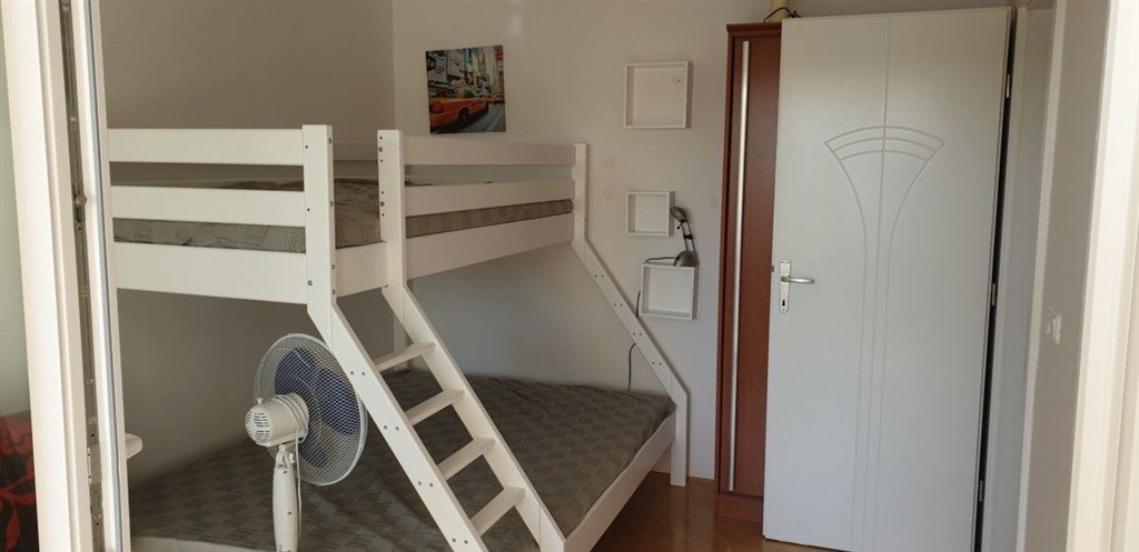 na-prodej-apartman-se-3-loznicemi-v-bezprostredni-blizkosti-more-medulin-istrie-chorvatsko