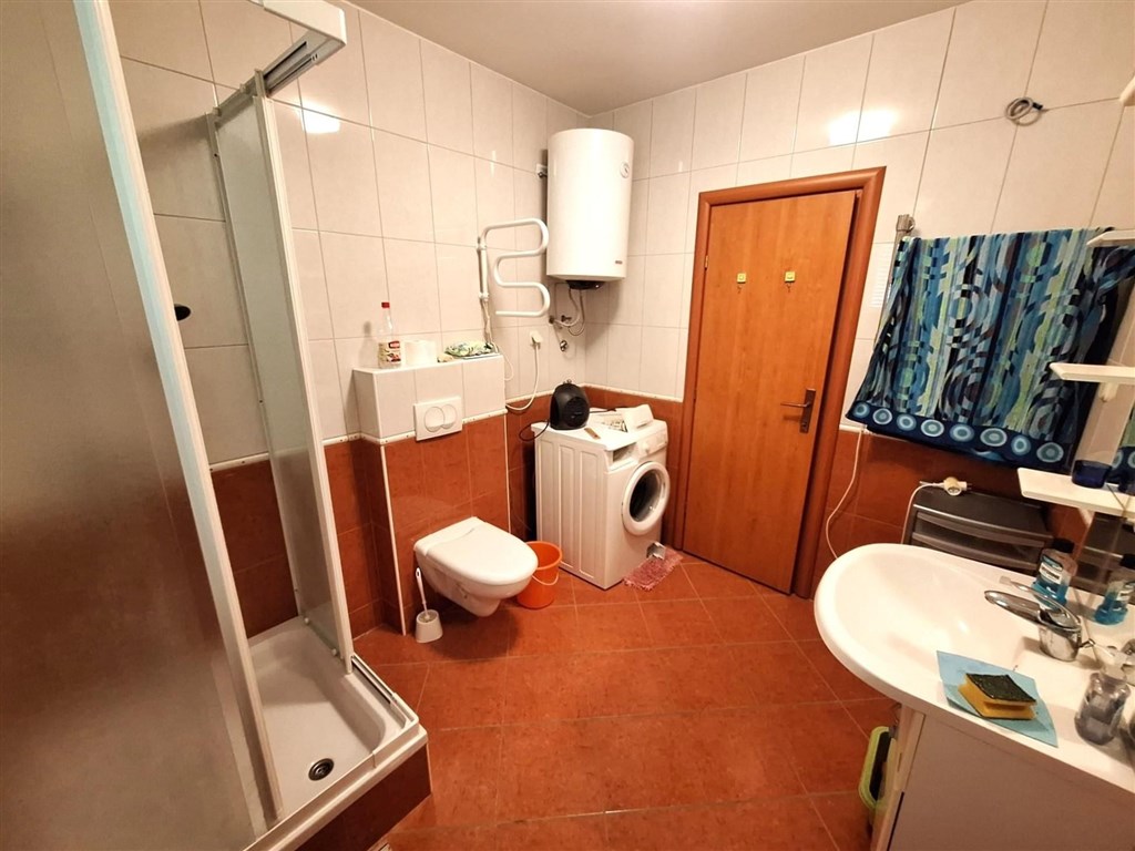 na-prodej-prostorny-apartman-s-krasnym-vyhledem-na-more-klimno-ostrov-krk-chorvatsko