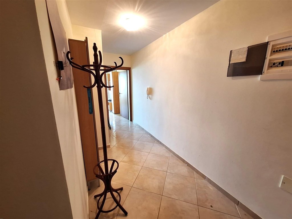 na-prodej-prostorny-apartman-s-krasnym-vyhledem-na-more-klimno-ostrov-krk-chorvatsko