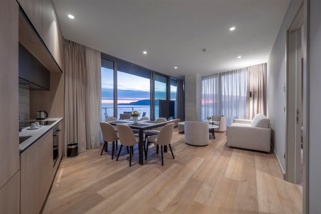 na-prodej-luxusni-apartmany-u-more-v-hotelovem-komplexu-v-becici-cerna-hora