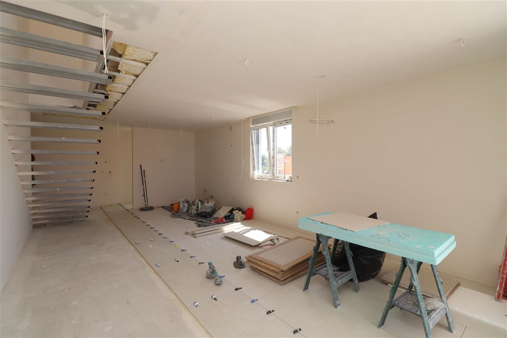 na-prodej-komfortni-apartman-se-stresni-terasou-a-panoramatickym-vyhledem-na-more-srima-chorvatsko