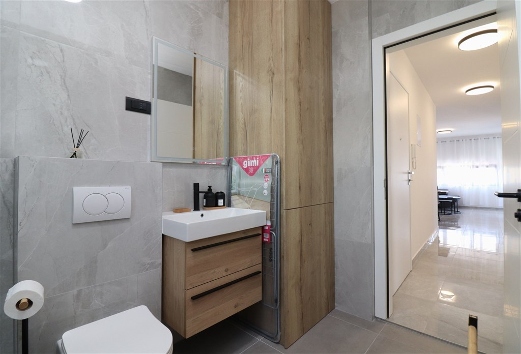 na-prodej-novy-apartman-s-2-loznicemi-v-blizkosti-more-brodarica-chorvatsko