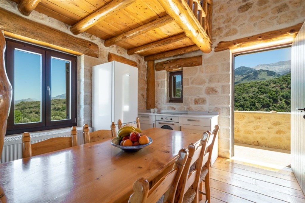 na-prodej-okouzlujici-zarizena-vila-s-uchvatnym-vyhledem-melidoni-kreta-recko