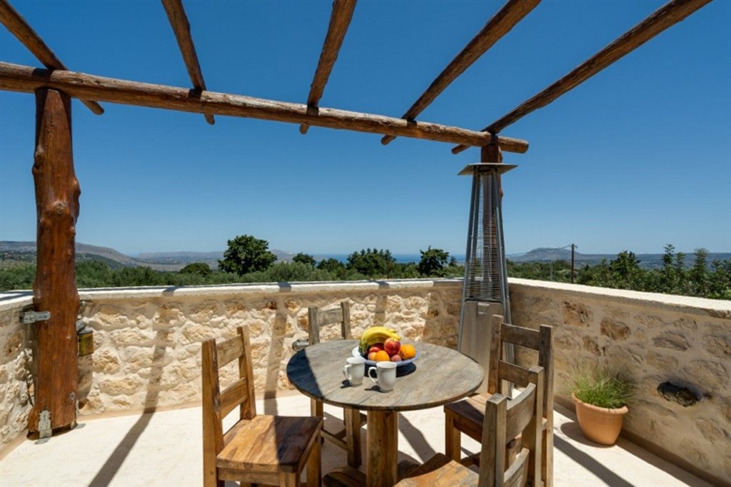 na-prodej-okouzlujici-zarizena-vila-s-uchvatnym-vyhledem-melidoni-kreta-recko