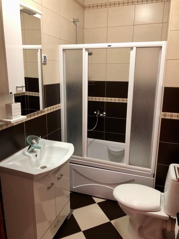 na-prodej-luxusni-apartman-v-prvni-rade-s-panoramatickym-vyhledem-na-more-dobra-voda-cerna-hora