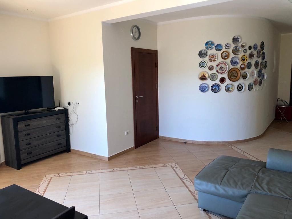 na-prodej-luxusni-apartman-v-prvni-rade-s-panoramatickym-vyhledem-na-more-dobra-voda-cerna-hora
