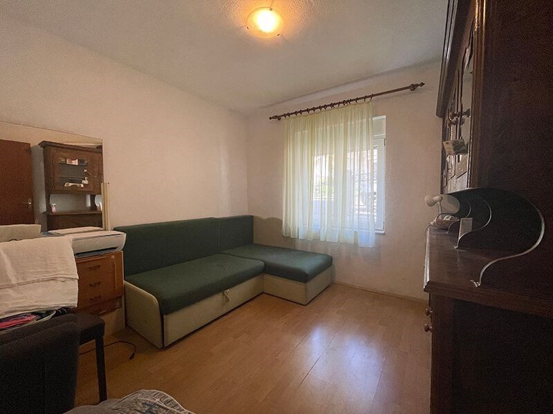 na-prodej-apartmanovy-dum-s-vyhledem-na-more-podaca-chorvatsko