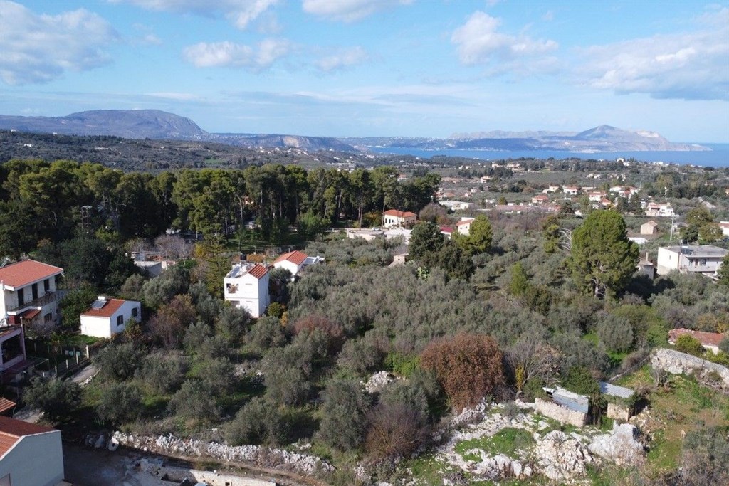 na-prodej-novostavba-domku-s-vlastnim-bazenem-ve-vamos-kreta-recko