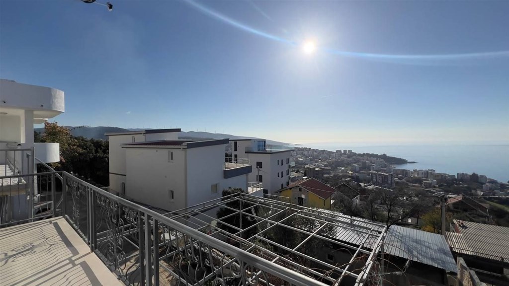 na-prodej-apartmany-s-panoramatrickym-vyhledem-na-more-v-dobre-vode-cerna-hora
