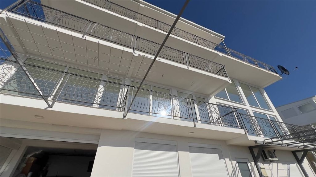 na-prodej-apartmany-s-panoramatrickym-vyhledem-na-more-v-dobre-vode-cerna-hora