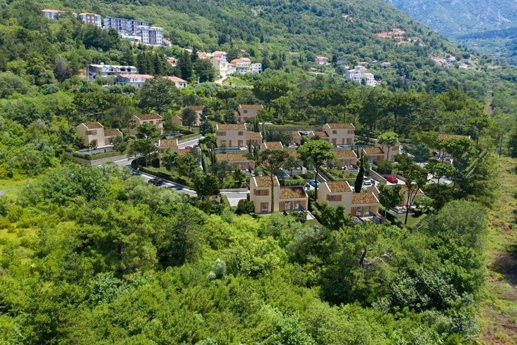 na-prodej-moderni-vilky-v-rezidencni-projektu-kavac-cerna-hora