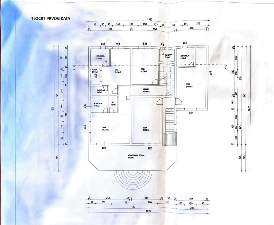 na-prodej-apartmanovy-dum-s-castecnym-vyhledem-na-more-privlaka-chorvatsko