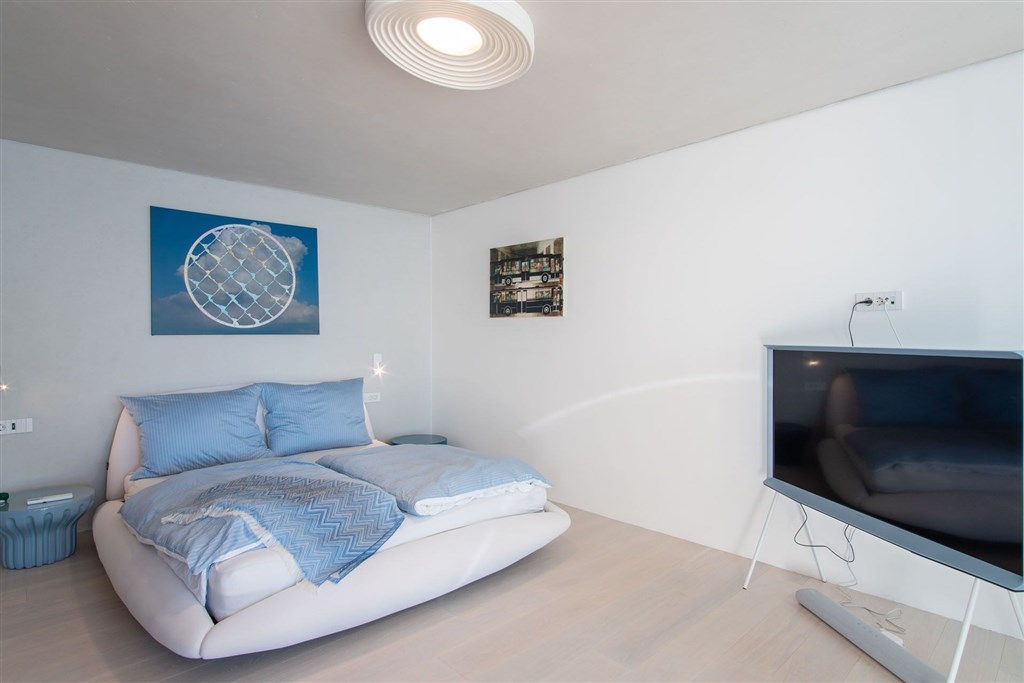 na-prodej-luxusni-vila-v-1-rade-u-more-zadar-chorvatsko