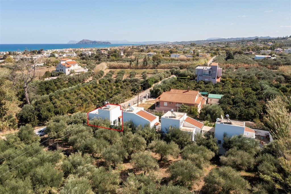 na-prodej-tradicni-kretsky-dum-jen-par-kroku-od-plaze-platanias-oblast-chania-kreta-recko