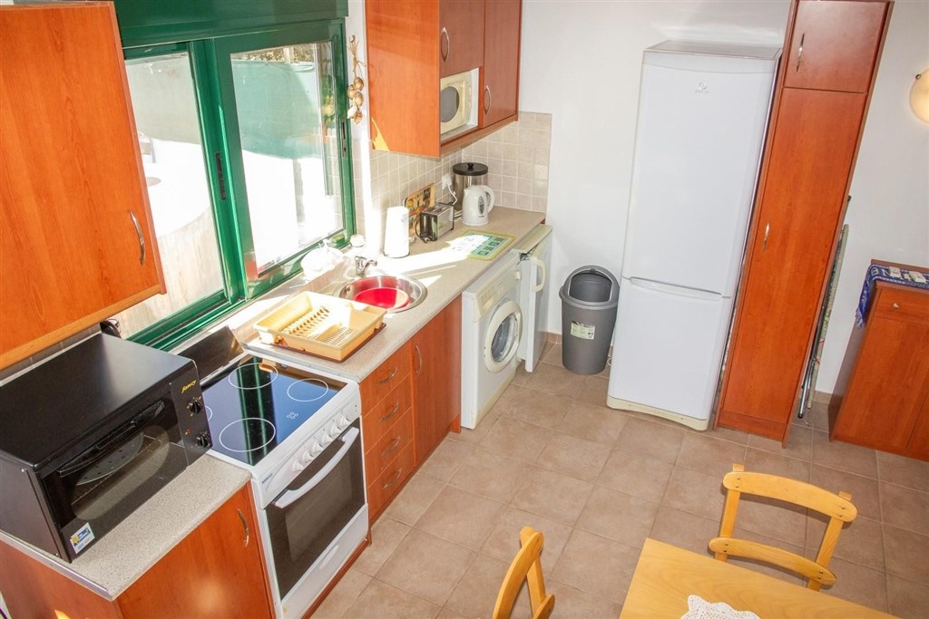 na-prodej-tradicni-kretsky-dum-jen-par-kroku-od-plaze-platanias-oblast-chania-kreta-recko