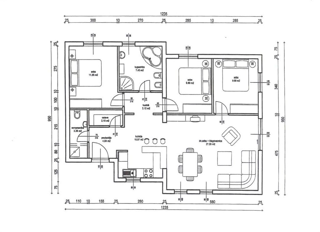 na-prodej-pekny-radovy-domek-s-upravenou-zahradou-pobliz-more-vodice-chorvatsko