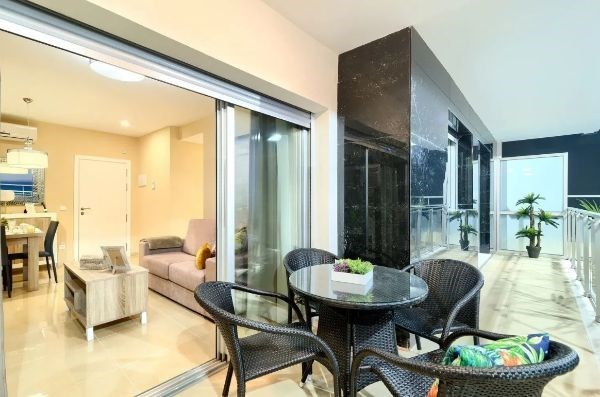 na-prodej-novy-triloznicovy-apartman-u-more-torre-la-sal-cabanes-spanelsko