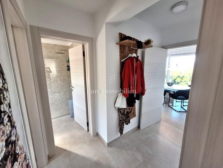 na-prodej-moderni-apartman-s-castecnym-vyhledem-na-more-malinska-ostrov-krk-chorvatsko