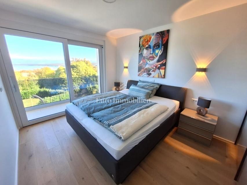 na-prodej-moderni-apartman-s-castecnym-vyhledem-na-more-malinska-ostrov-krk-chorvatsko