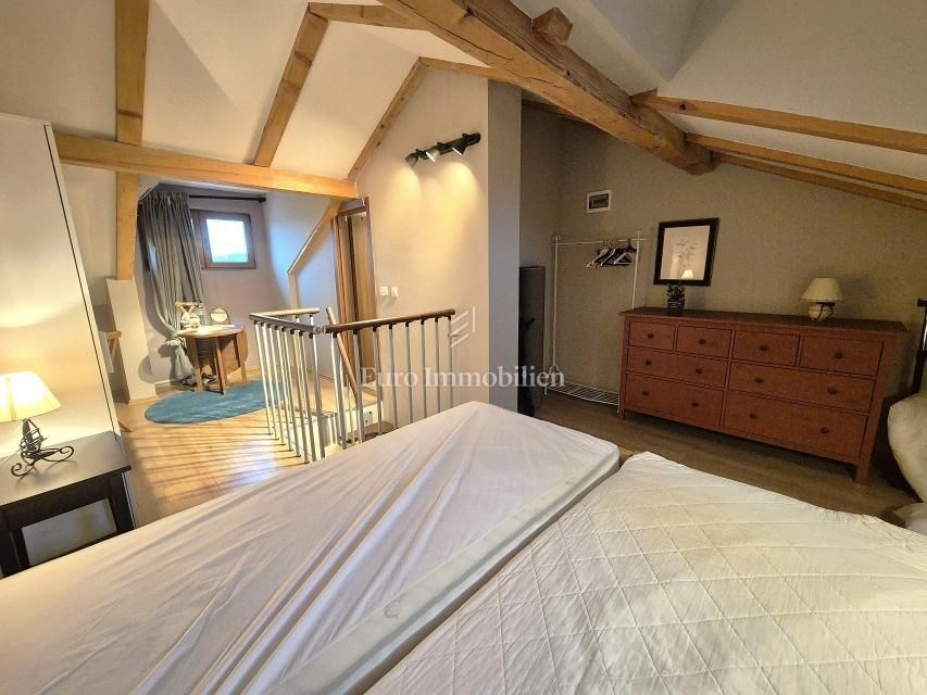 na-prodej-pekny-mezonetovy-apartman-v-klidne-lokalite-v-blizkosti-more-malinska-chorvatsko