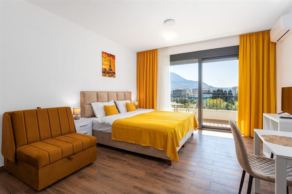 na-prodej-stylovy-a-moderni-byt-s-balkonem-a-panoramatickym-vyhledem-ve-3-patre-bar-cerna-hora