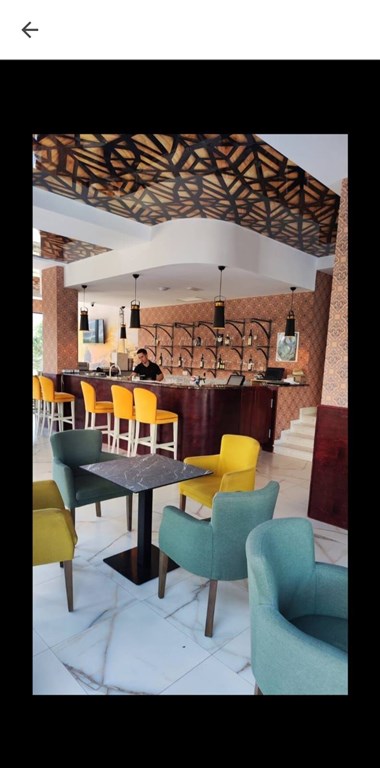 na-prodej-stylovy-a-moderni-byt-s-balkonem-a-panoramatickym-vyhledem-ve-3-patre-bar-cerna-hora