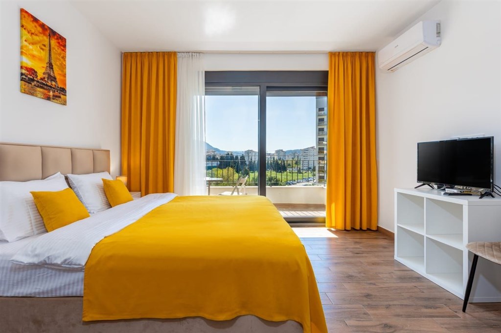 na-prodej-stylovy-a-moderni-byt-s-balkonem-a-panoramatickym-vyhledem-ve-3-patre-bar-cerna-hora