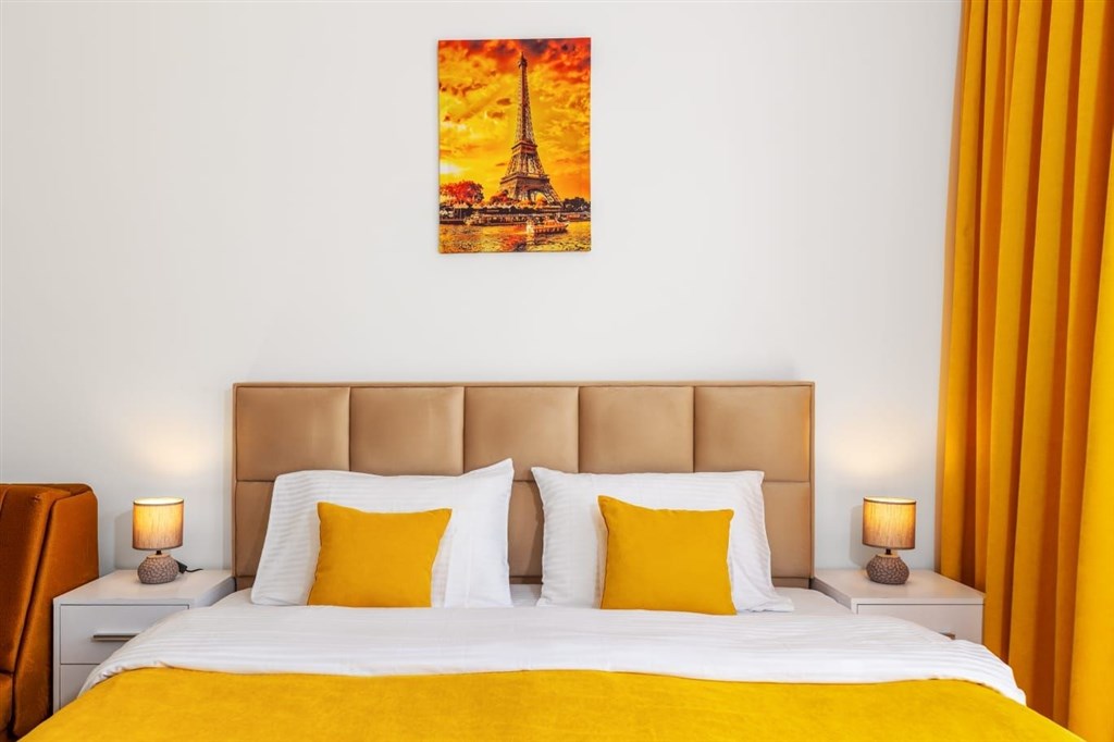 na-prodej-stylovy-a-moderni-byt-s-balkonem-a-panoramatickym-vyhledem-ve-3-patre-bar-cerna-hora