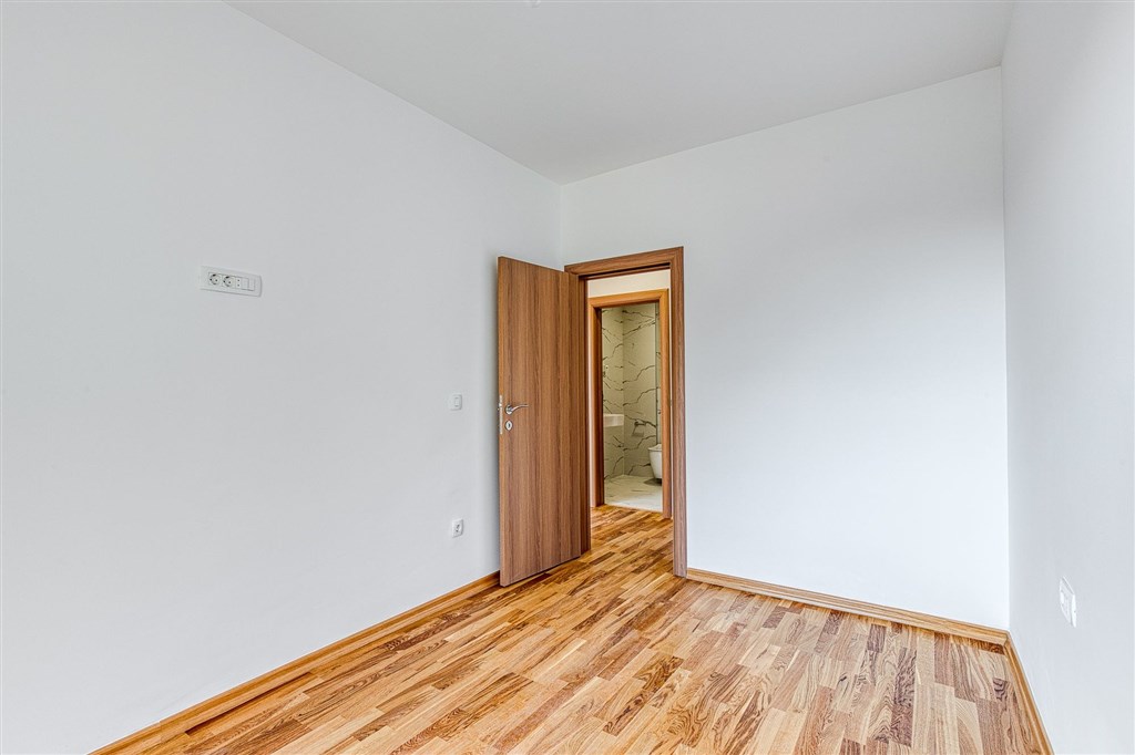 novy-a-moderni-byt-s-balkonem-nedaleko-more-v-primorskem-stredisku-budva-cerne-hora