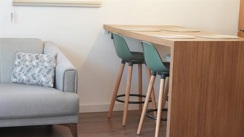 na-prodej-jedinecne-studio-a-modernim-designem-v-becici-cena-hora