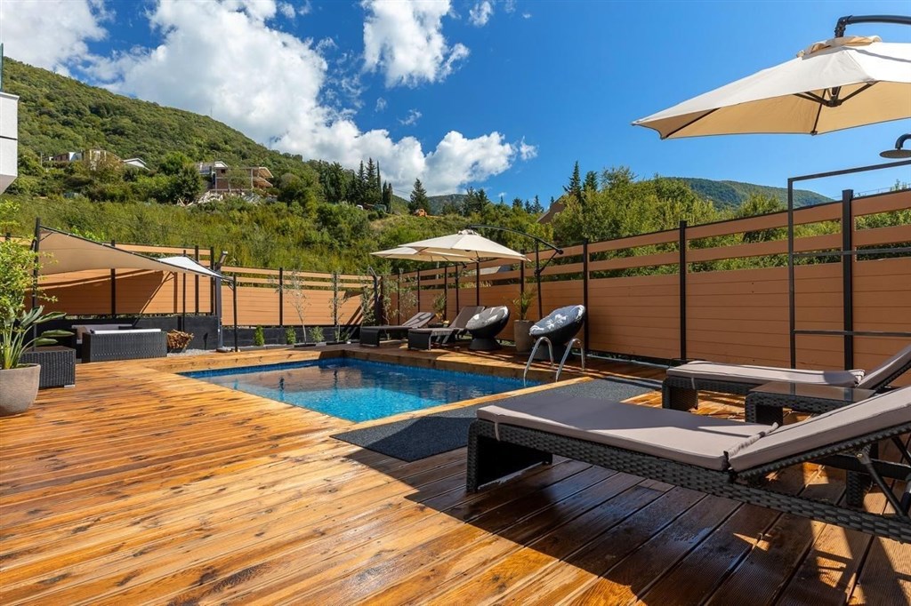 na-prodej-luxusni-apartman-v-pobliz-tivatu-cerna-hora