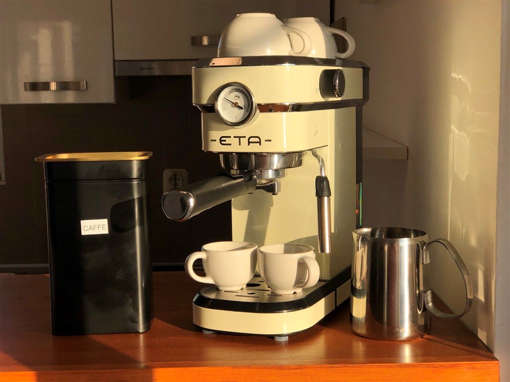 na-prodej-exkluzivni-penthouse-s-tremi-terasami-v-tesne-blizkosti-more-a-krasnym-vyhledem-na-more-a-ostrovy-komarna-jizni-dalmacie-chorvatsko