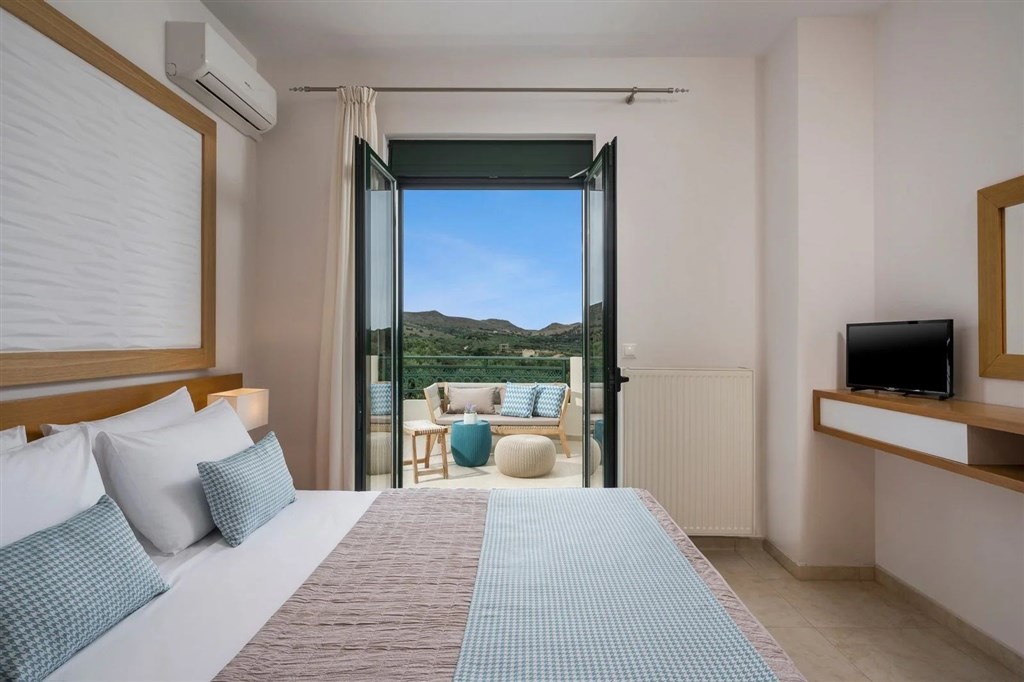 na-prodej-premiova-vila-s-vyhledem-na-more-a-kretskou-krajinu-v-obci-arafata-kreta-recko