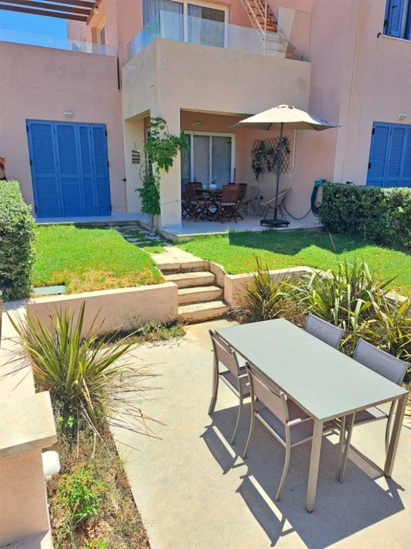 na-prodej-apartman-v-prizemi-jen-par-kroku-od-plaze-v-maleme-kreta-chania