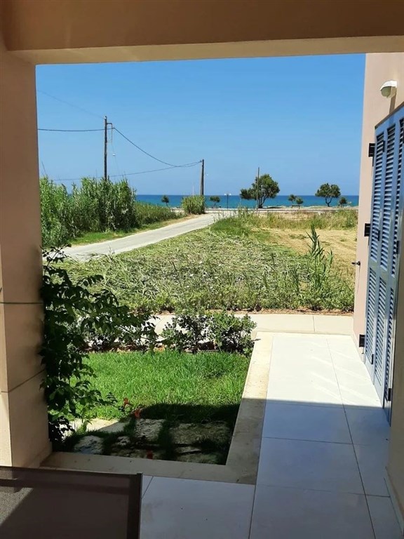 na-prodej-apartman-v-prizemi-jen-par-kroku-od-plaze-v-maleme-kreta-chania